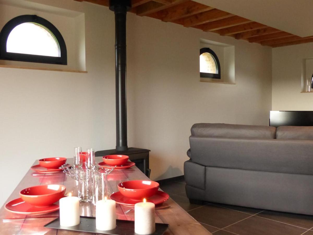 Gite Renove Avec Terrasse, Poele A Bois Et Wifi A Chapeau - Fr-1-489-79 Buitenkant foto