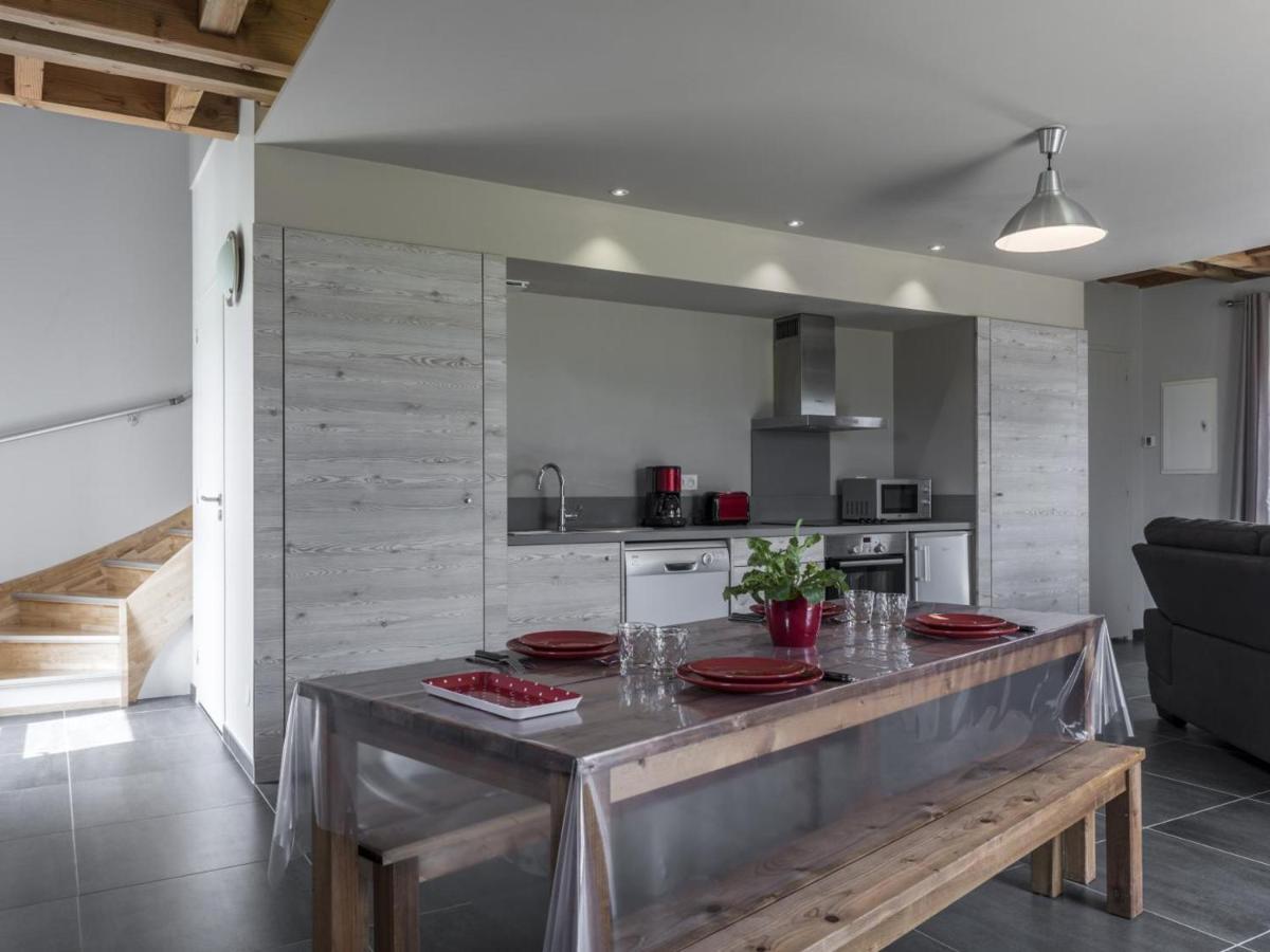 Gite Renove Avec Terrasse, Poele A Bois Et Wifi A Chapeau - Fr-1-489-79 Buitenkant foto
