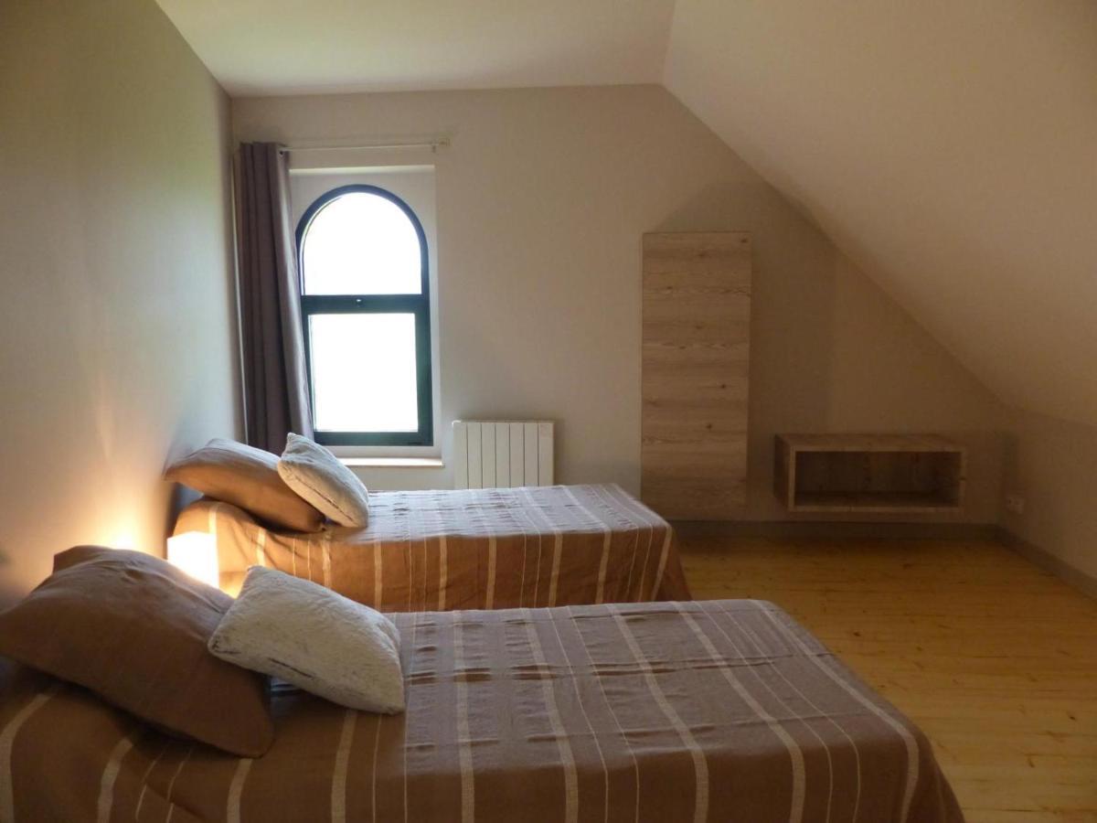 Gite Renove Avec Terrasse, Poele A Bois Et Wifi A Chapeau - Fr-1-489-79 Buitenkant foto