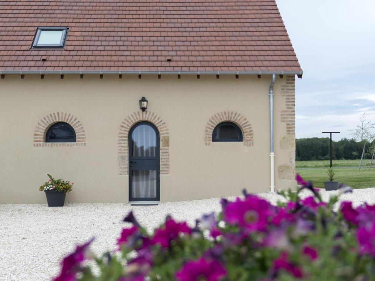Gite Renove Avec Terrasse, Poele A Bois Et Wifi A Chapeau - Fr-1-489-79 Buitenkant foto